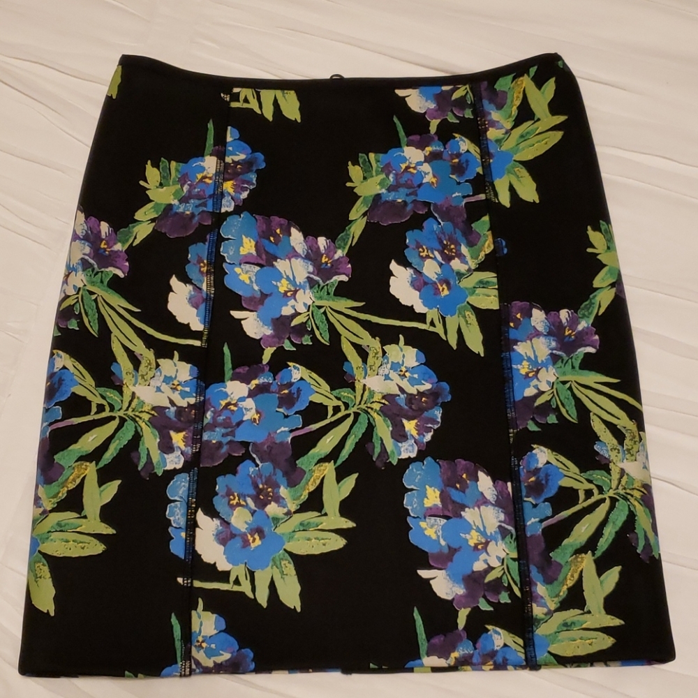 Elizabeth and James neoprene skirt XS